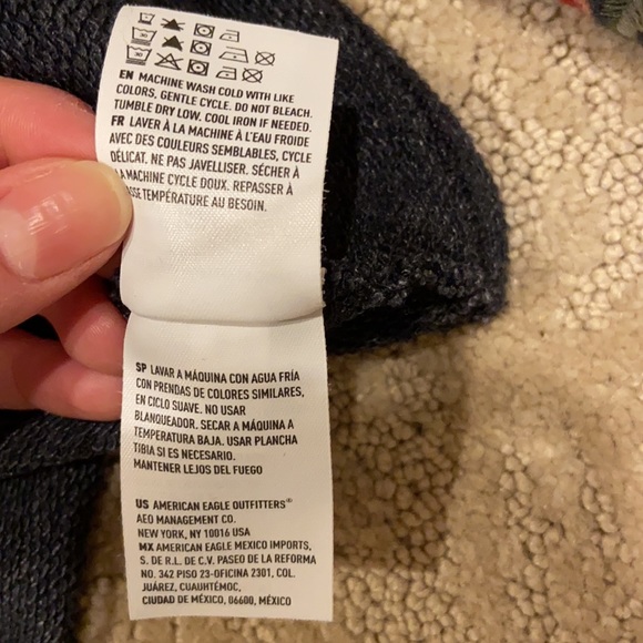 American Eagle Bell Sleeve Embroidered Crewneck XS - Picture 7 of 16